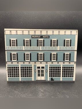 Vintage Cat's Meow Wood 1987 Murray Hotel